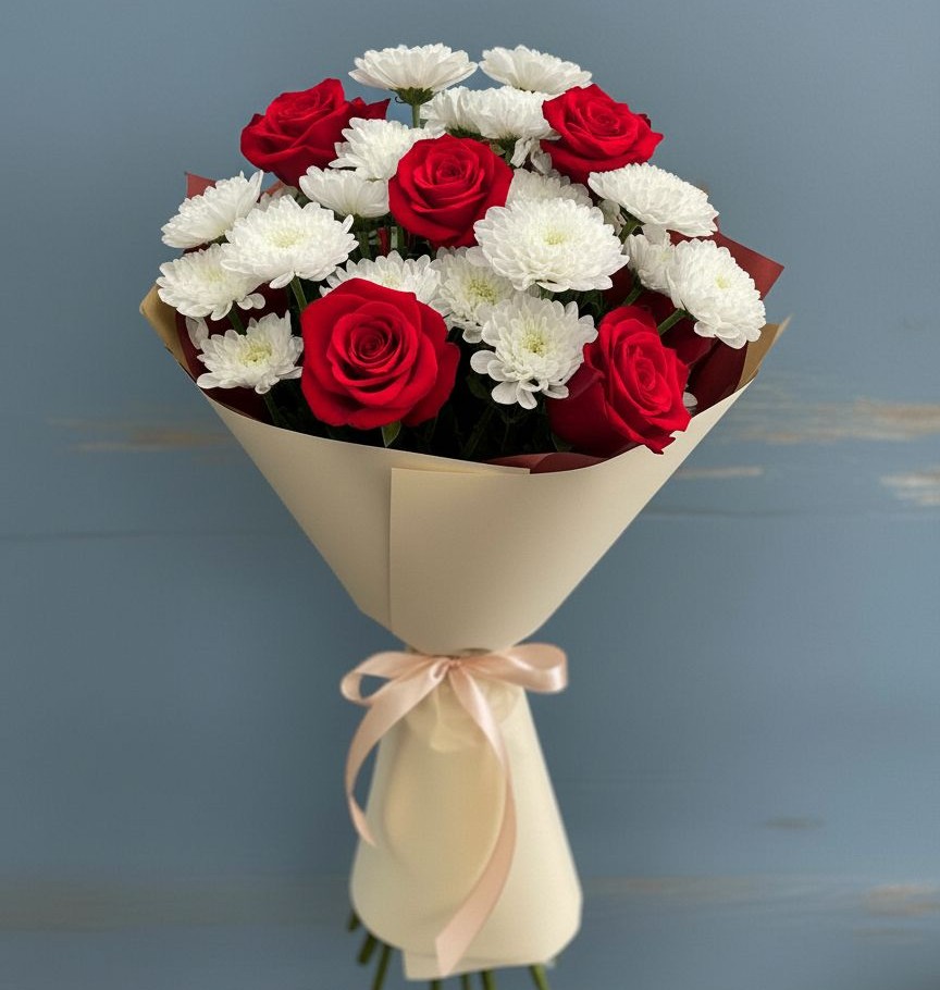 Букет цветов из: Розы и Хризантемы в Ванино