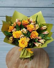 Букет цветов из:  Альстромерии и Розы в Ванино