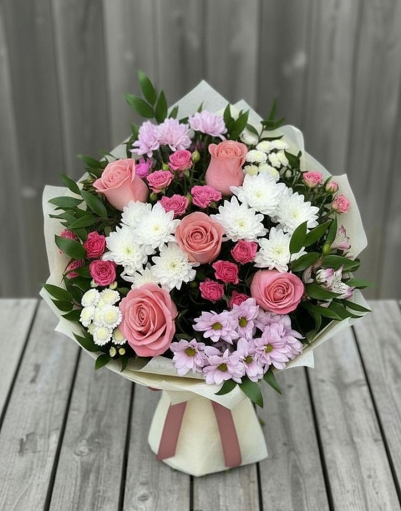 Букет цветов из: Альстромерии, Гвоздики, Розы и Хризантемы в Ванино