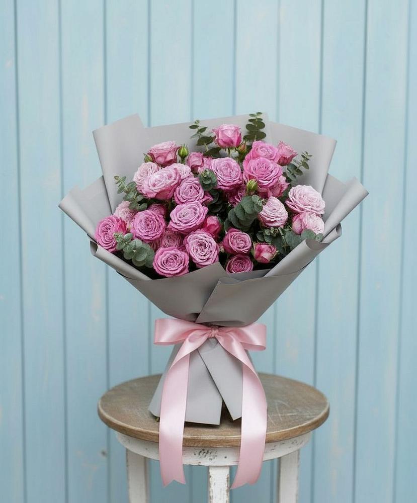 Букет цветов из: Розы в Ванино
