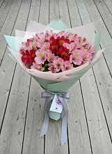 Букет цветов из:  Альстромерии #REPLACE_PRED# Ванино