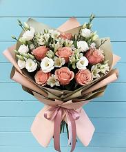 Букет цветов из:  Розы, Альстромерии и Лизиантусы в Ванино