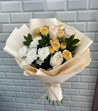Букет цветов из:  Розы и Хризантемы в Ванино