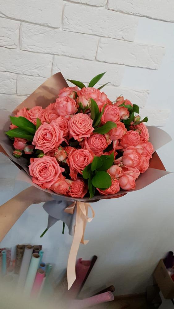 Букет цветов из: Розы в Ванино