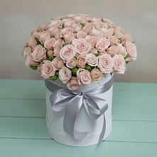 Цветочная композиция из Розы в шляпной коробке в Ванино