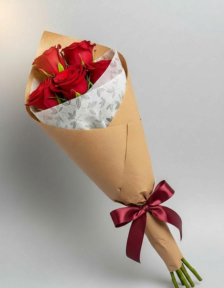 Букет цветов из: Розы в Ванино