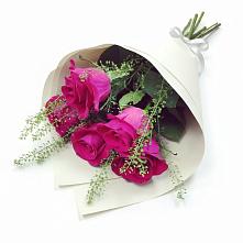 Букет цветов из:  Розы в Ванино
