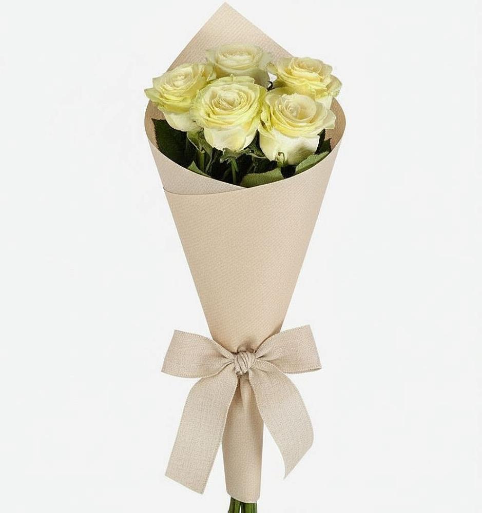 Букет цветов из: Розы в Ванино