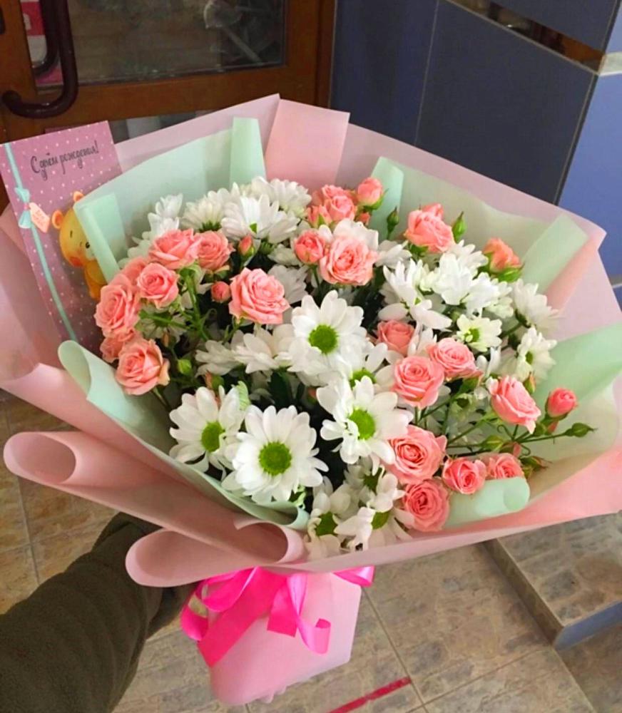 Букет цветов из: Розы и Хризантемы в Ванино