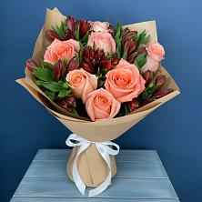 Букет цветов из:  Розы и Альстромерии в Ванино