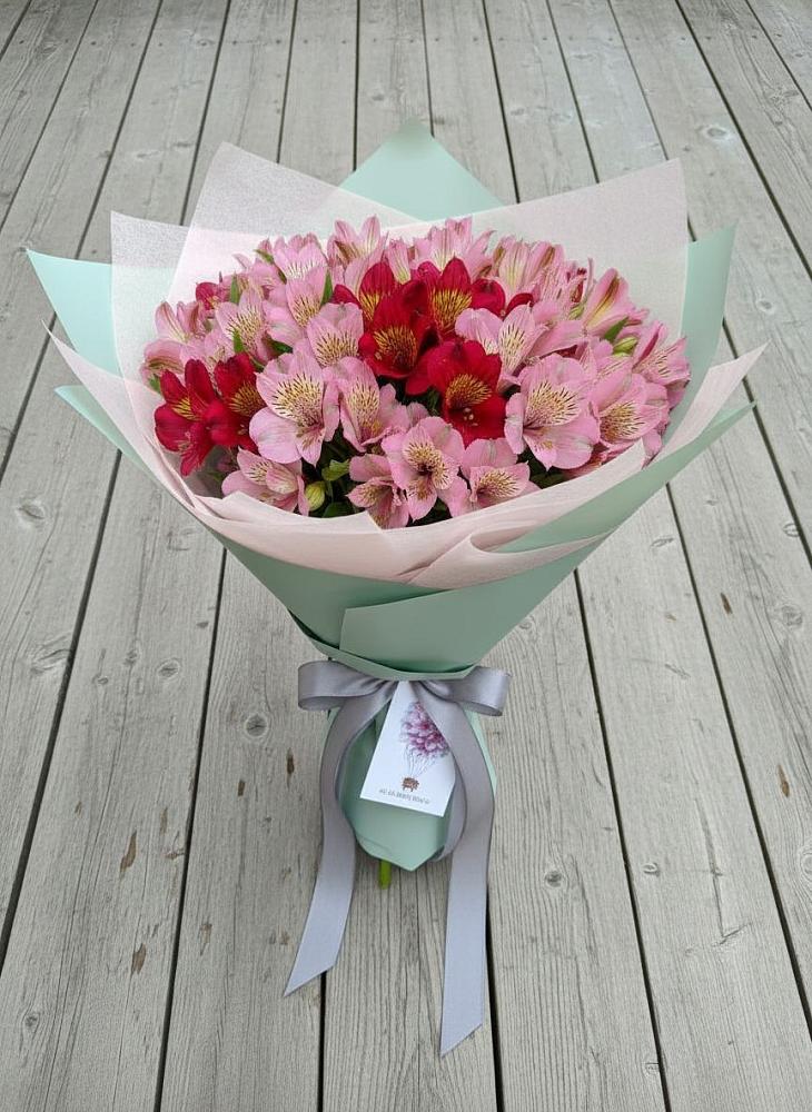 Букет цветов из: Альстромерии в Ванино