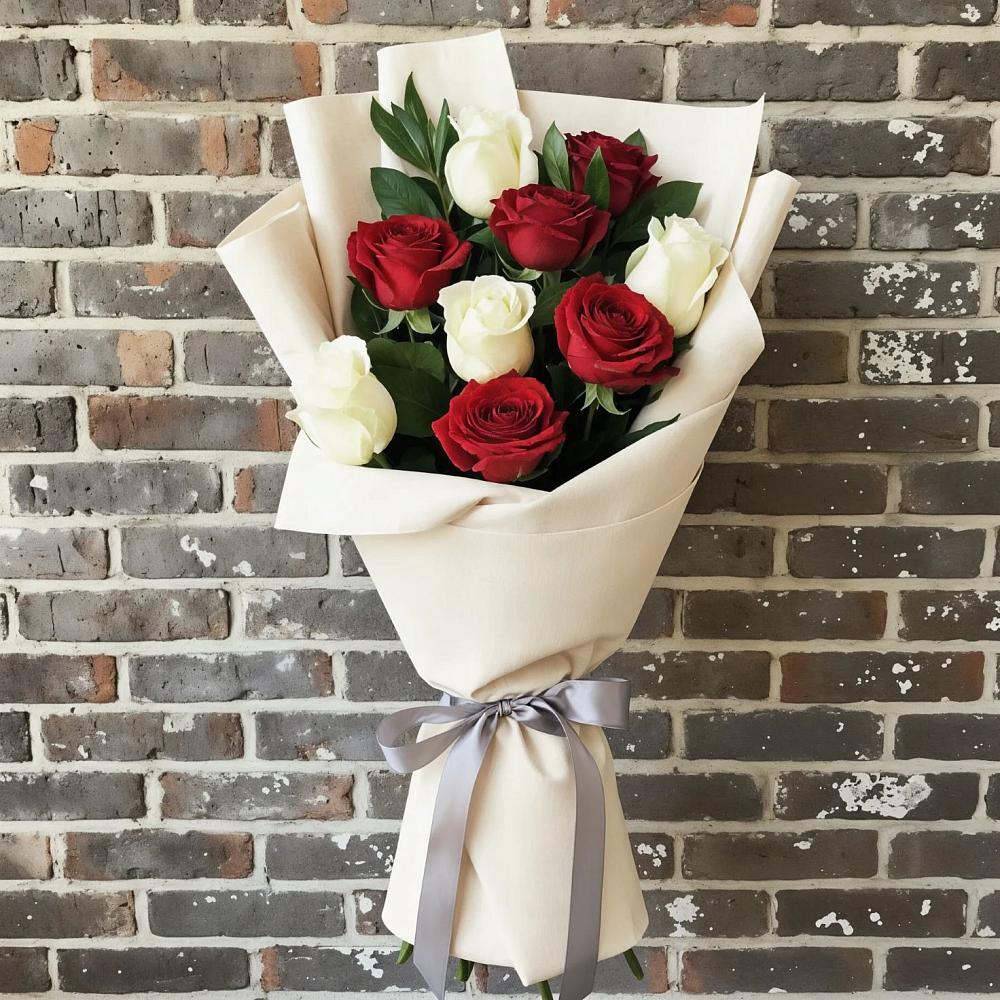 Букет цветов из: Розы в Ванино