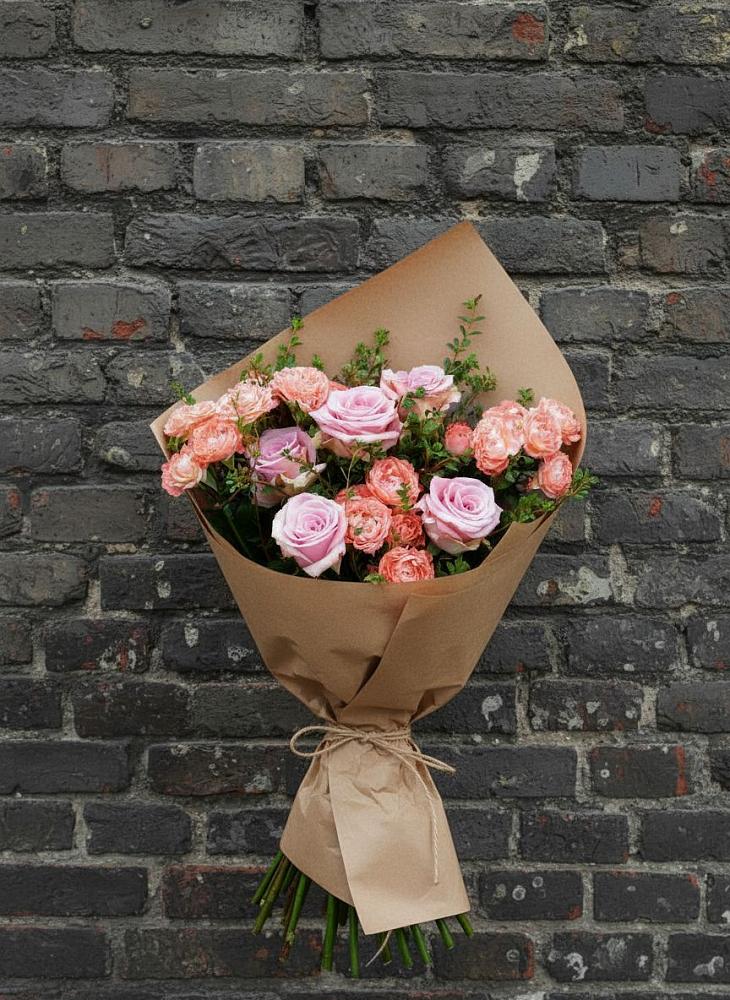 Букет цветов из: Розы в Ванино