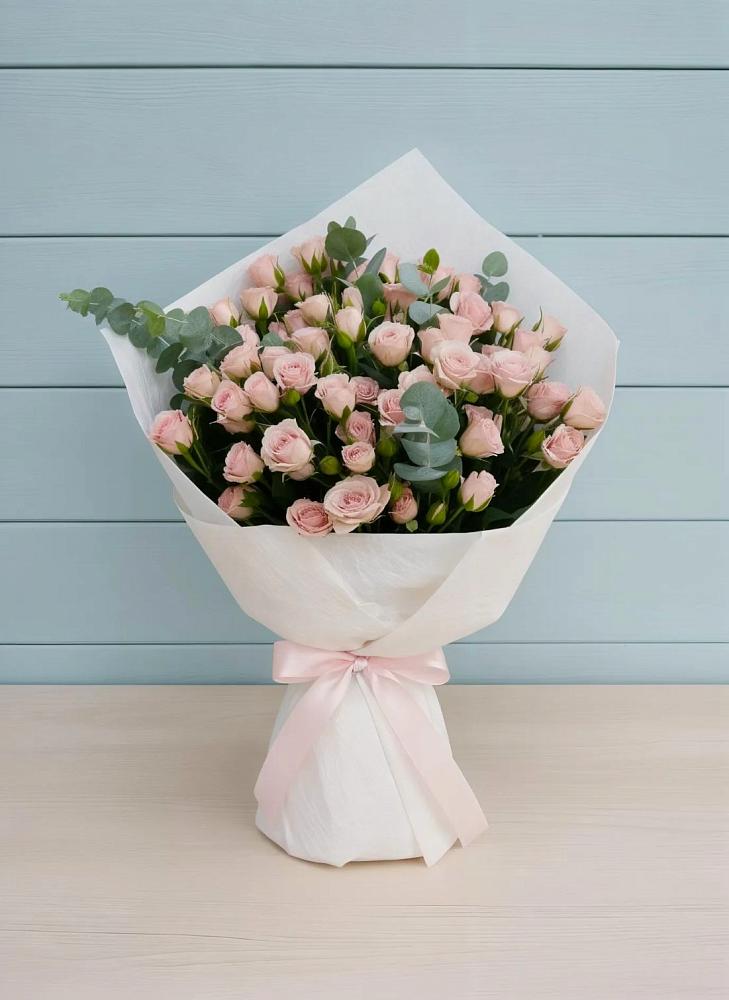 Букет цветов из: Розы в Ванино