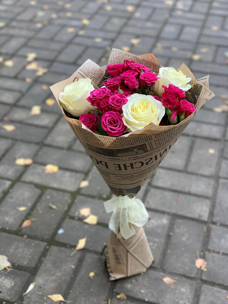 Букет цветов из: Розы в Ванино