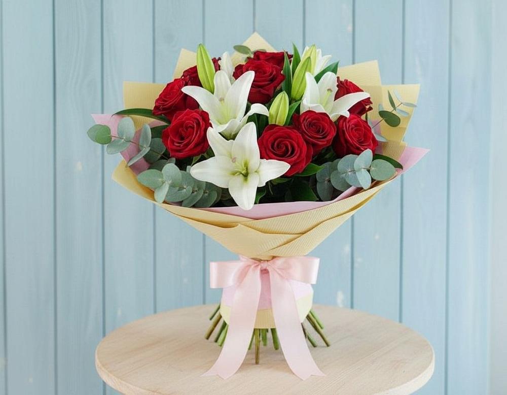 Букет цветов из: Лилии и Розы в Ванино